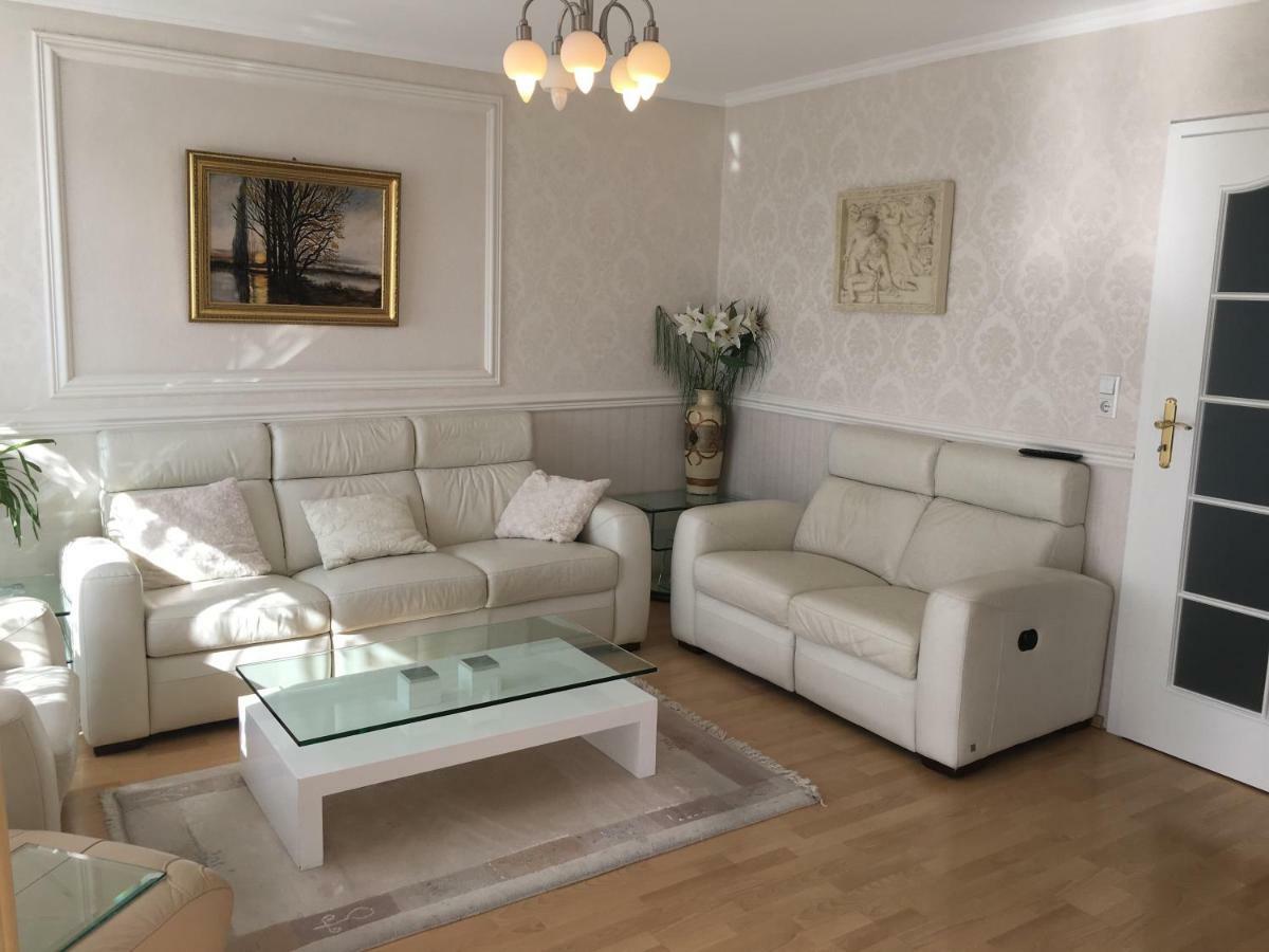 5 Sterne Ferienwohnung Cattaleya Emden Exteriér fotografie